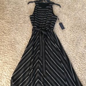 Super cute Black & White striped dress! Flattering cut, never worn before
